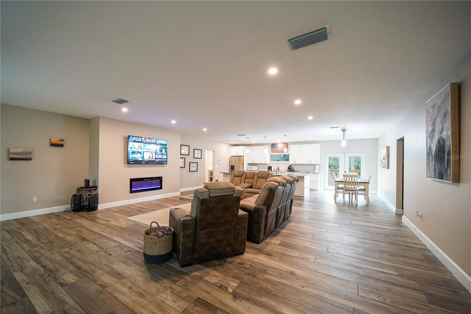 2995 RAGIS ROAD