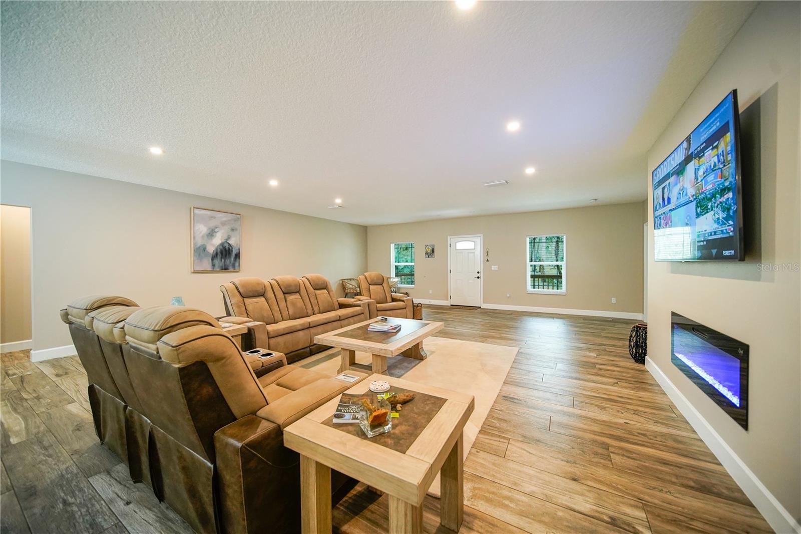2995 RAGIS ROAD