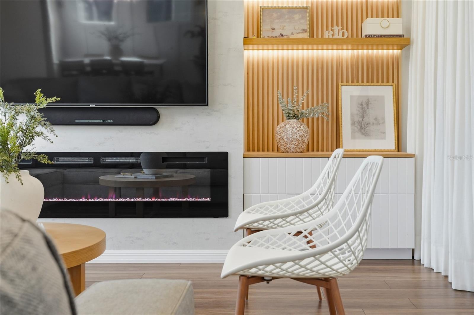 HAWKSMOOR PH 2 - Residential