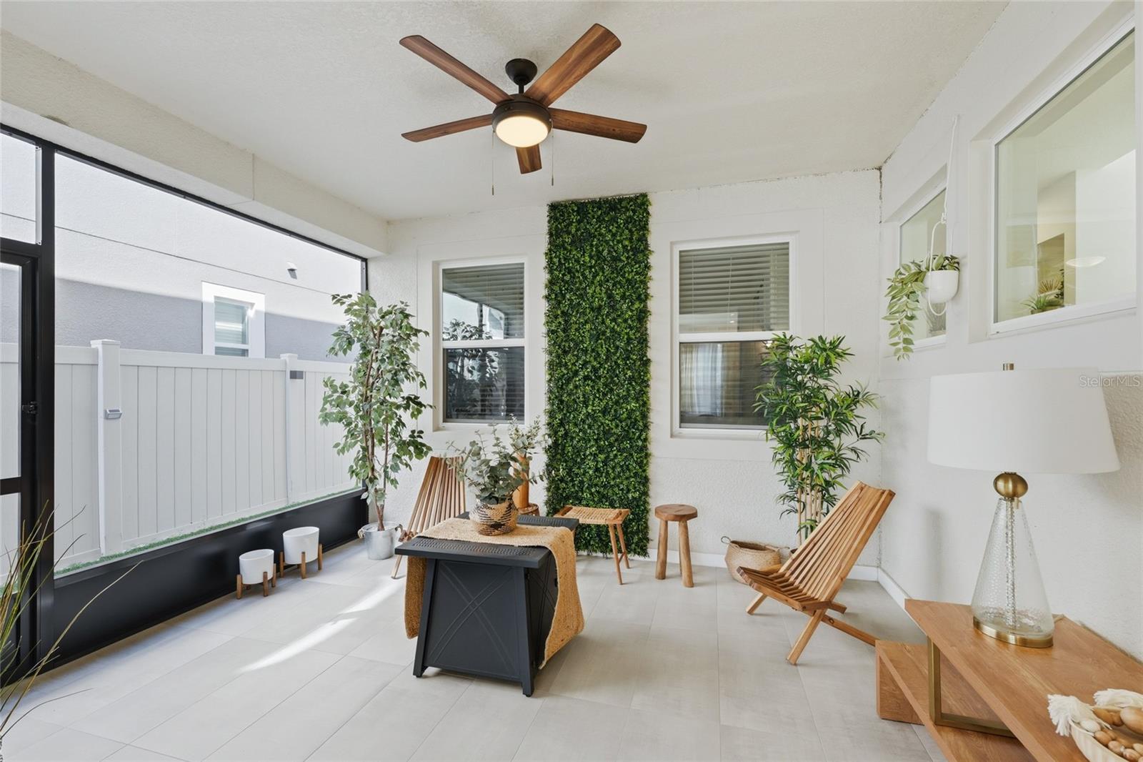 HAWKSMOOR PH 2 - Residential