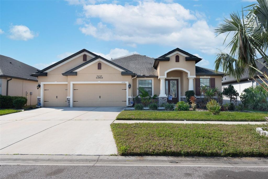 Photo of 11753 Sunburst Marble Road, Riverview, FL 33579 (MLS # TB8422568)