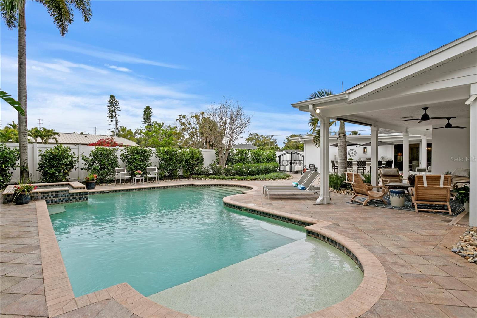 SNELL ISLE BRIGHTWATERS SEC 1 REP - Residential