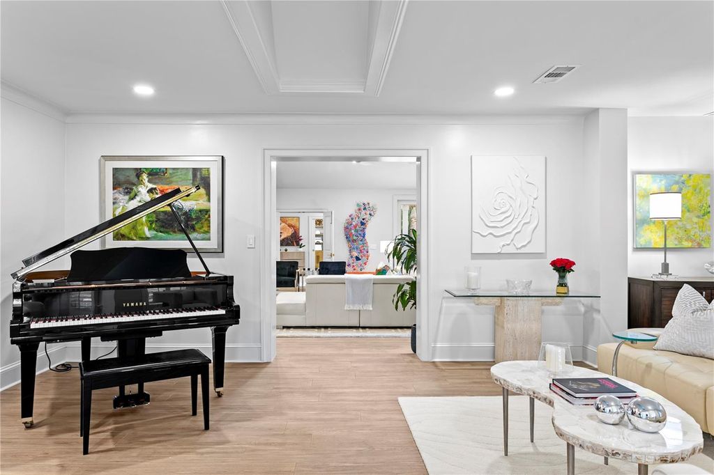 Photo of 111 Estado Way NE, St Petersburg, FL 33704 (MLS # TB8490181)