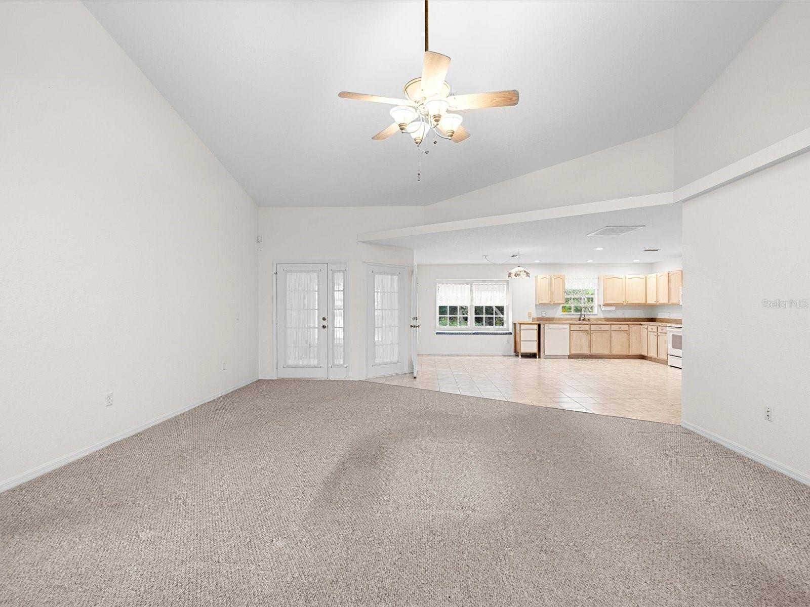 SPRING HILL - Residential