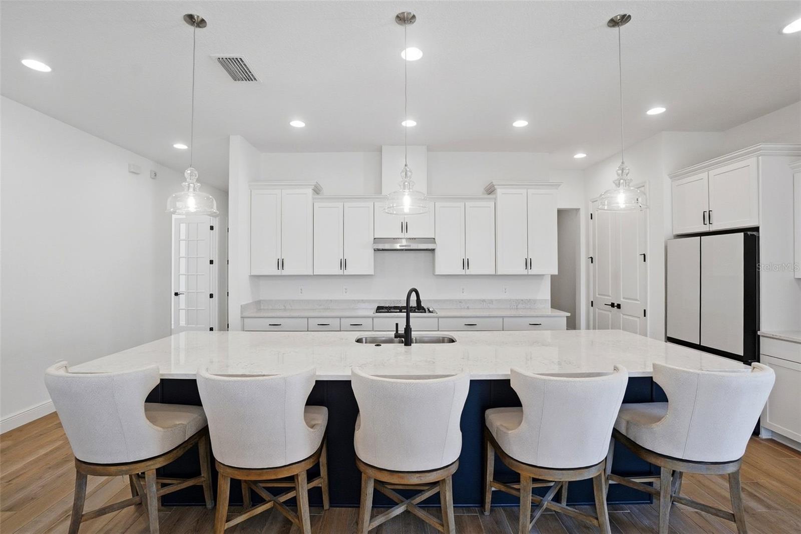 2167 LIMESTONE TRAIL