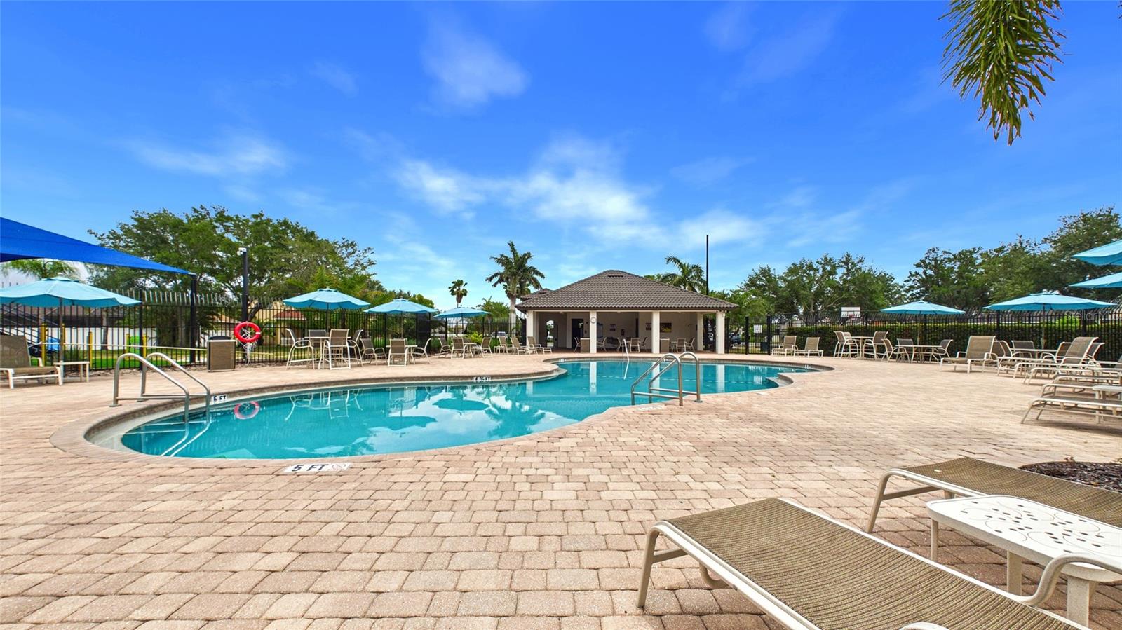 MIRA LAGO WEST PH 03 - Residential