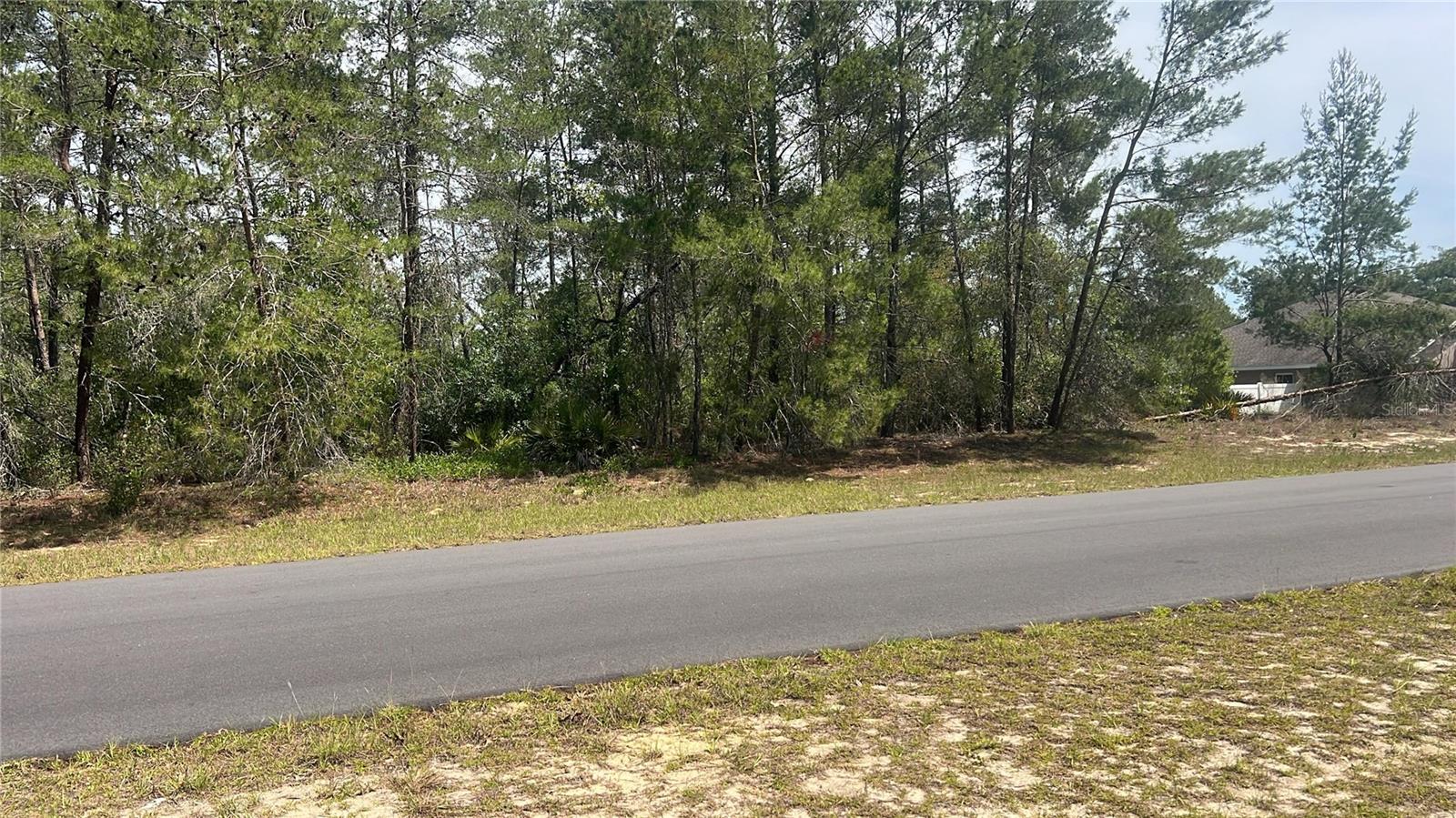 MARION OAKS - Land
