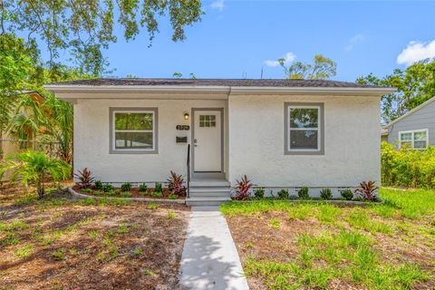Photo of 2326 Auburn Street S, St Petersburg, FL 33712 (MLS # TB8395874) Photo of 2326 Auburn Street S, St Petersburg, FL 33712 (MLS # TB8395874)