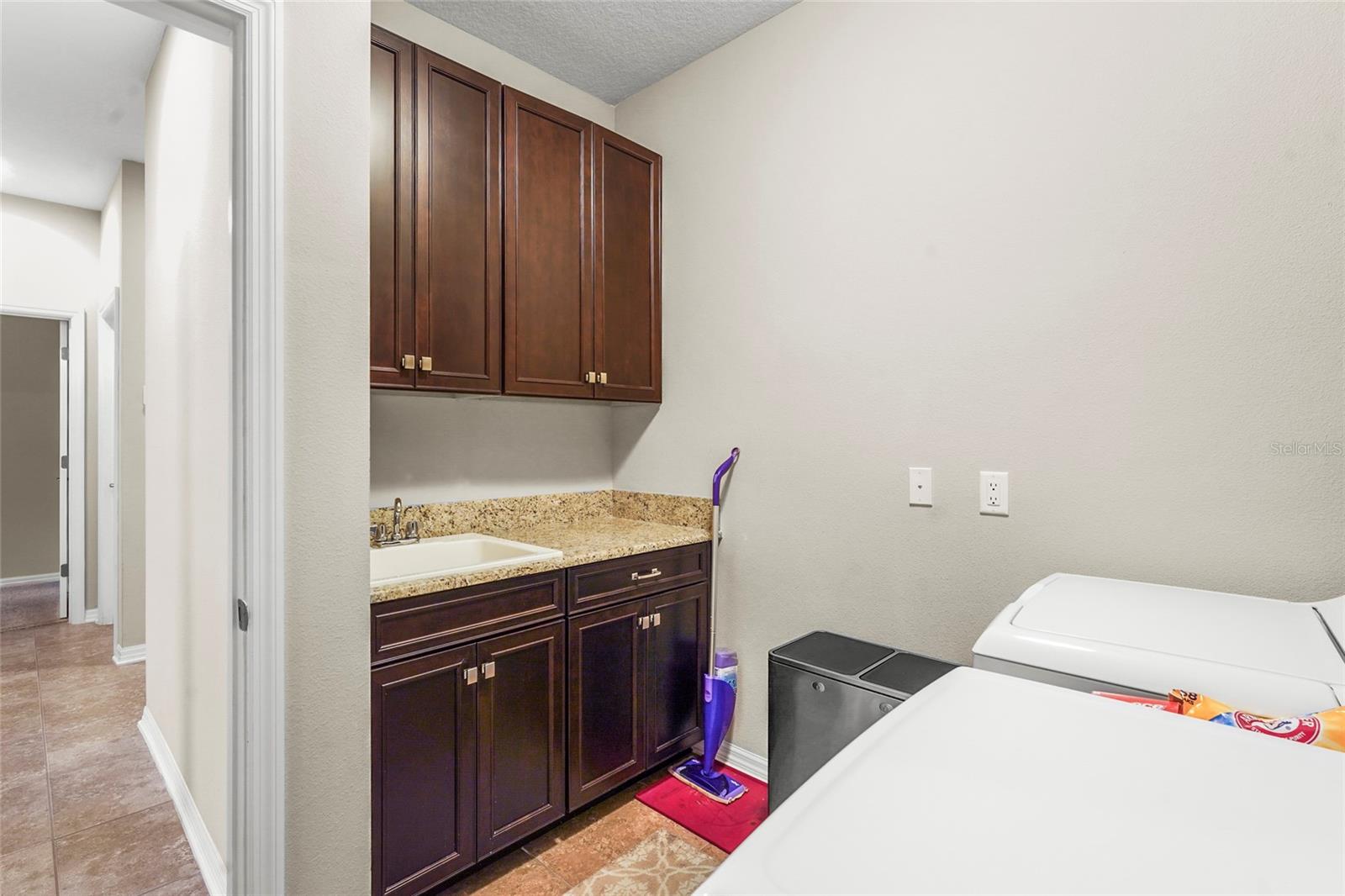 BOUGAINVILLEA PLACE - Residential