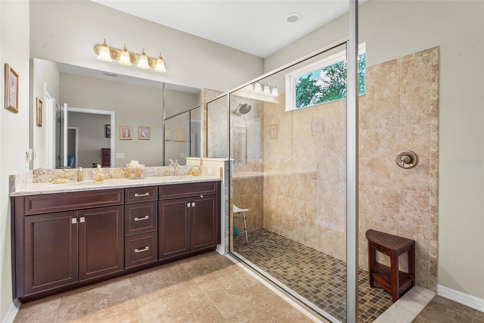 BOUGAINVILLEA PLACE - Residential