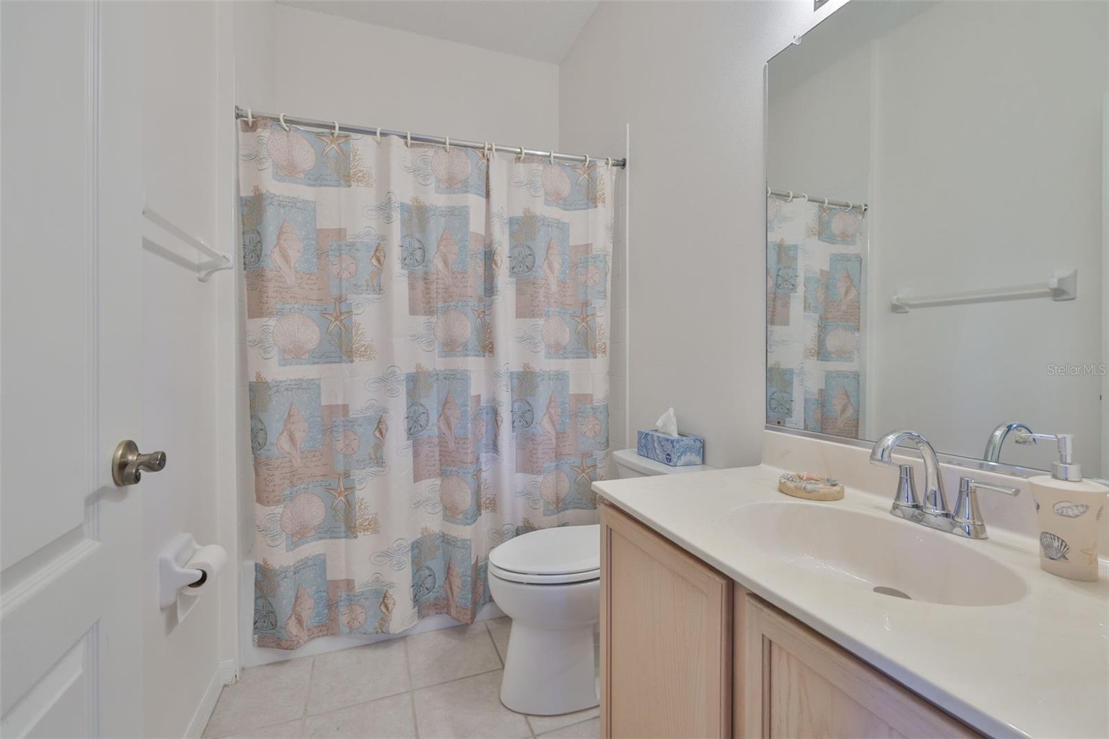 ACADIA II CONDOMINUM - Residential