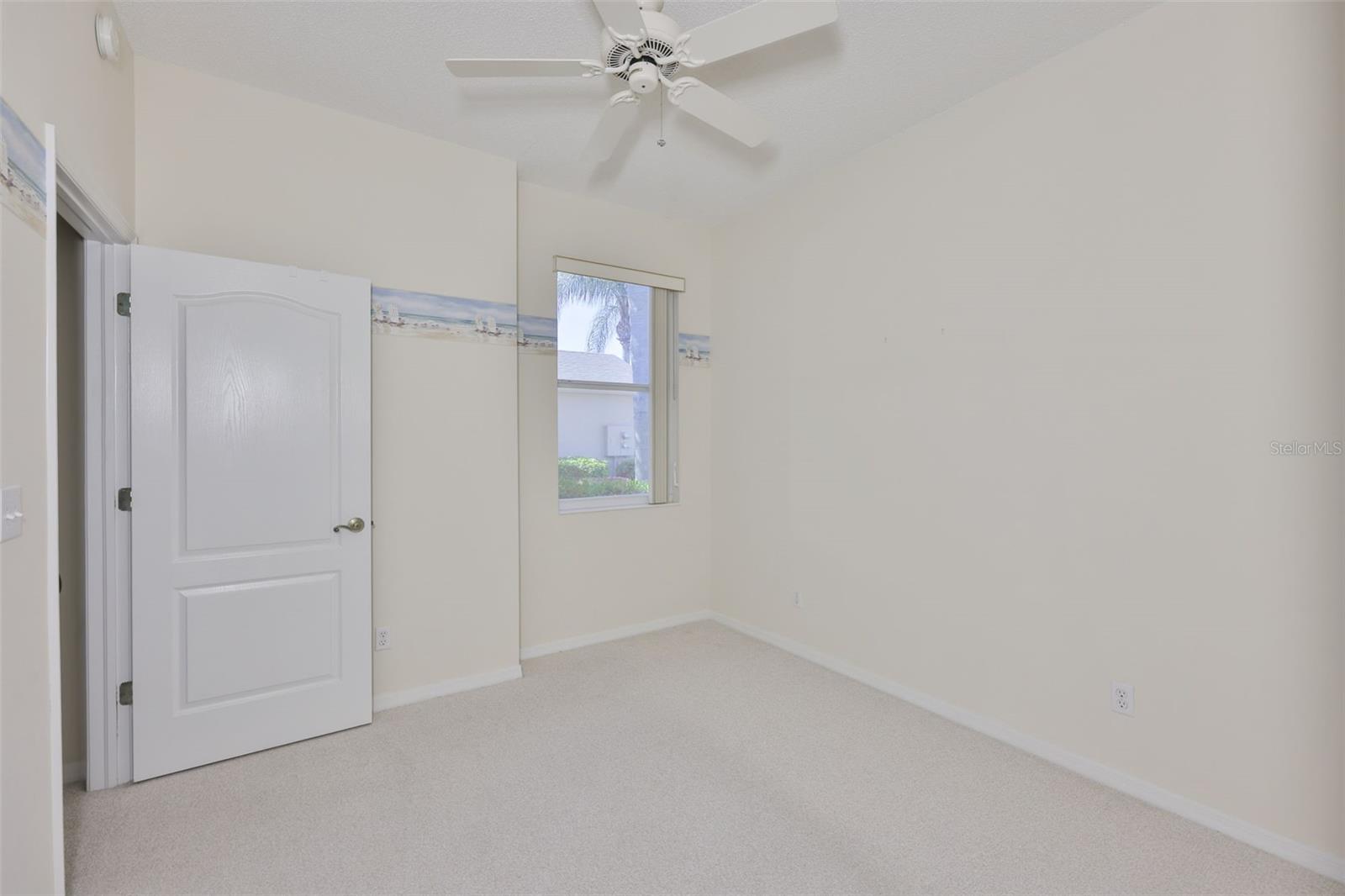 ACADIA II CONDOMINUM - Residential