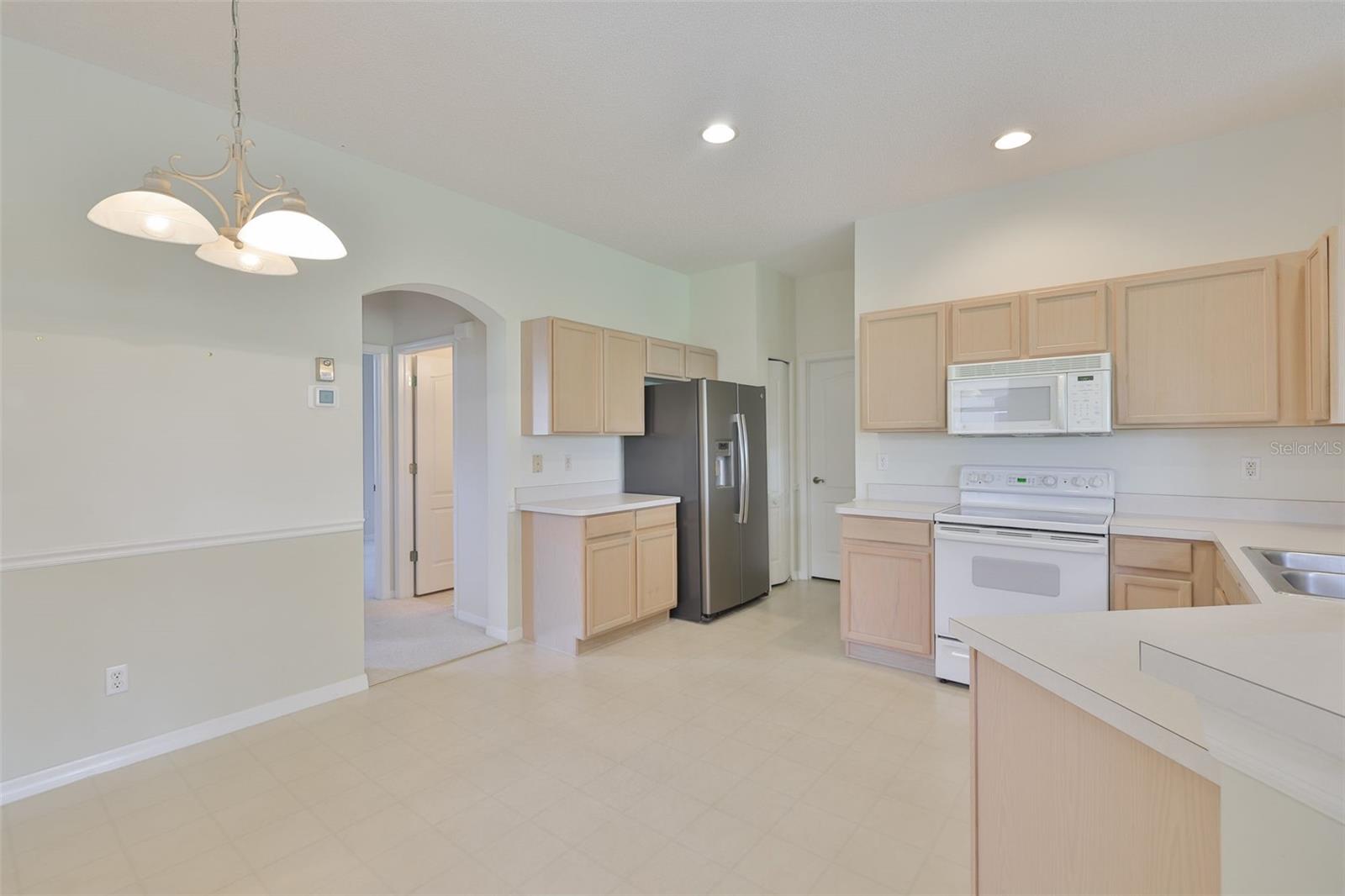 ACADIA II CONDOMINUM - Residential