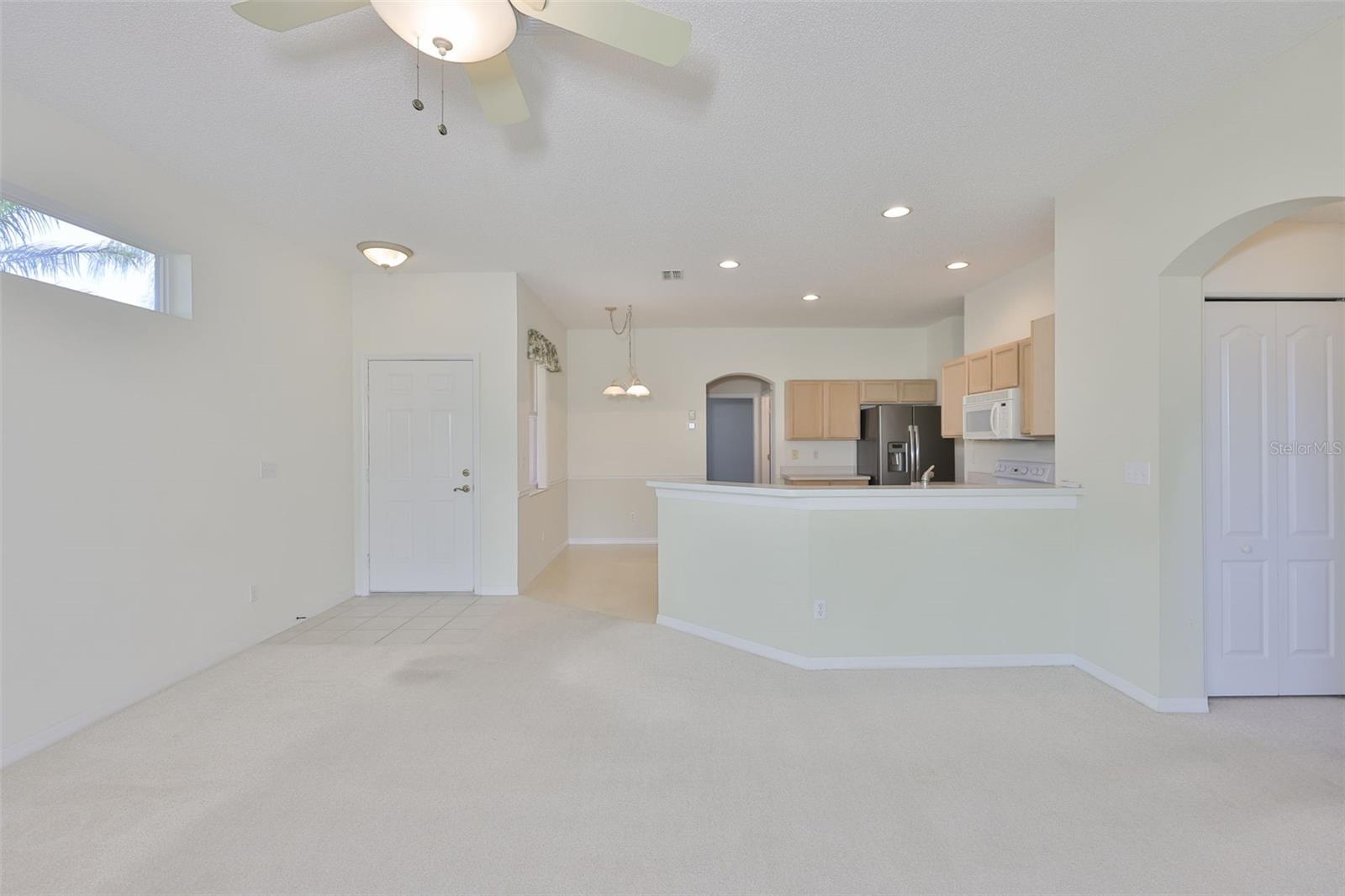 ACADIA II CONDOMINUM - Residential