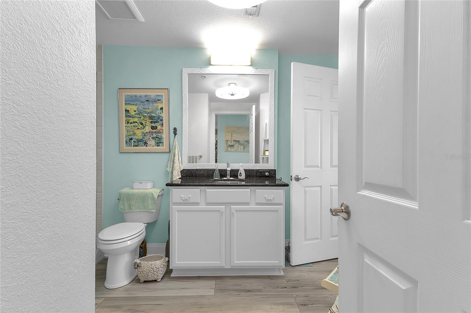 HALIFAX LANDING - Residential