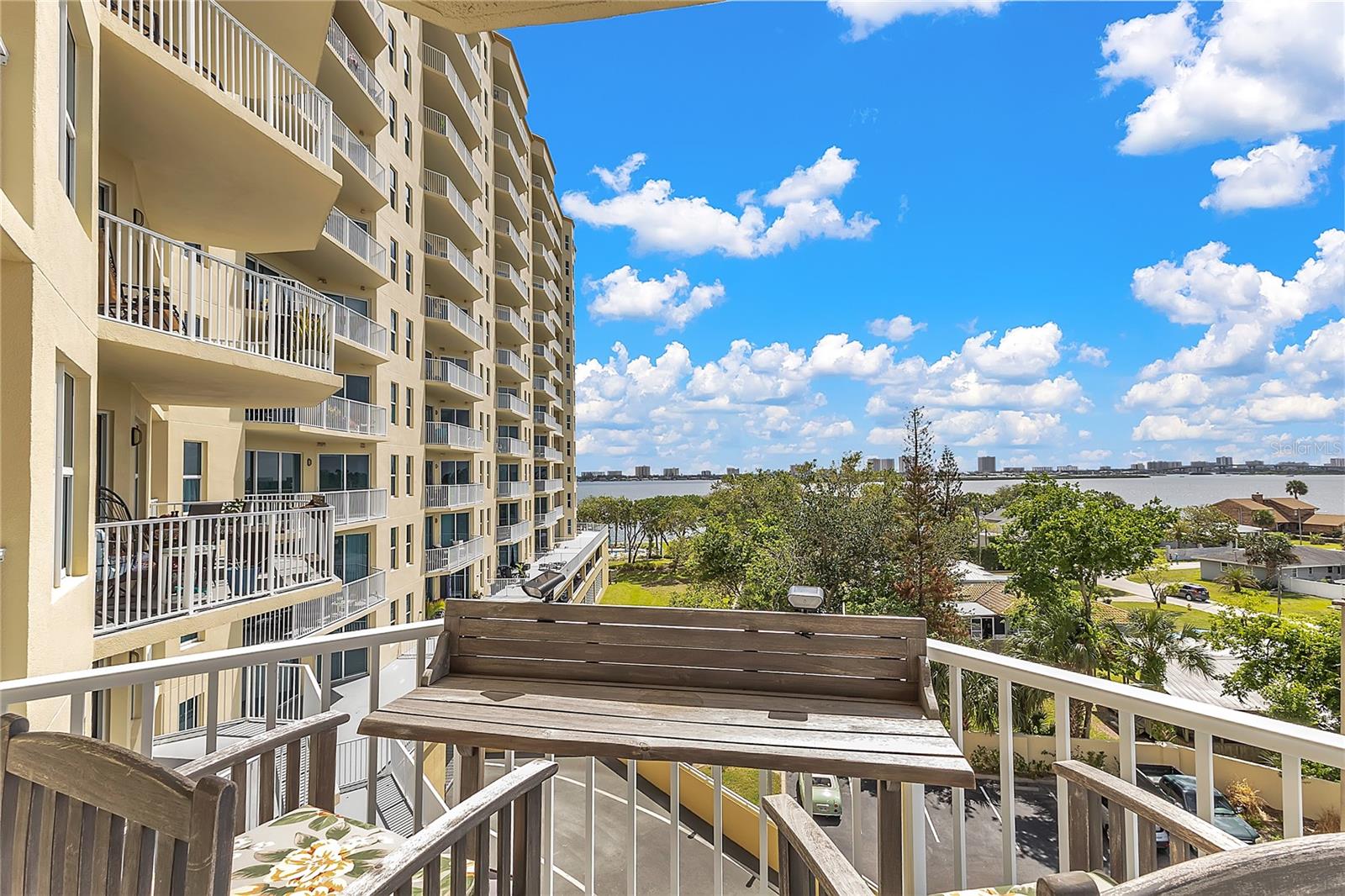 HALIFAX LANDING - Residential