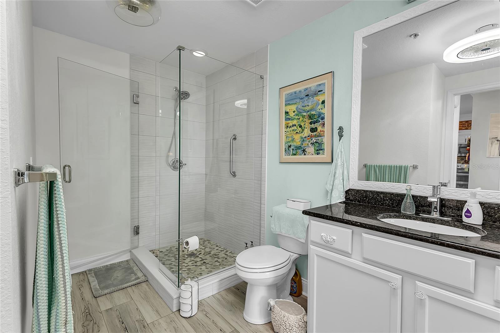 HALIFAX LANDING - Residential