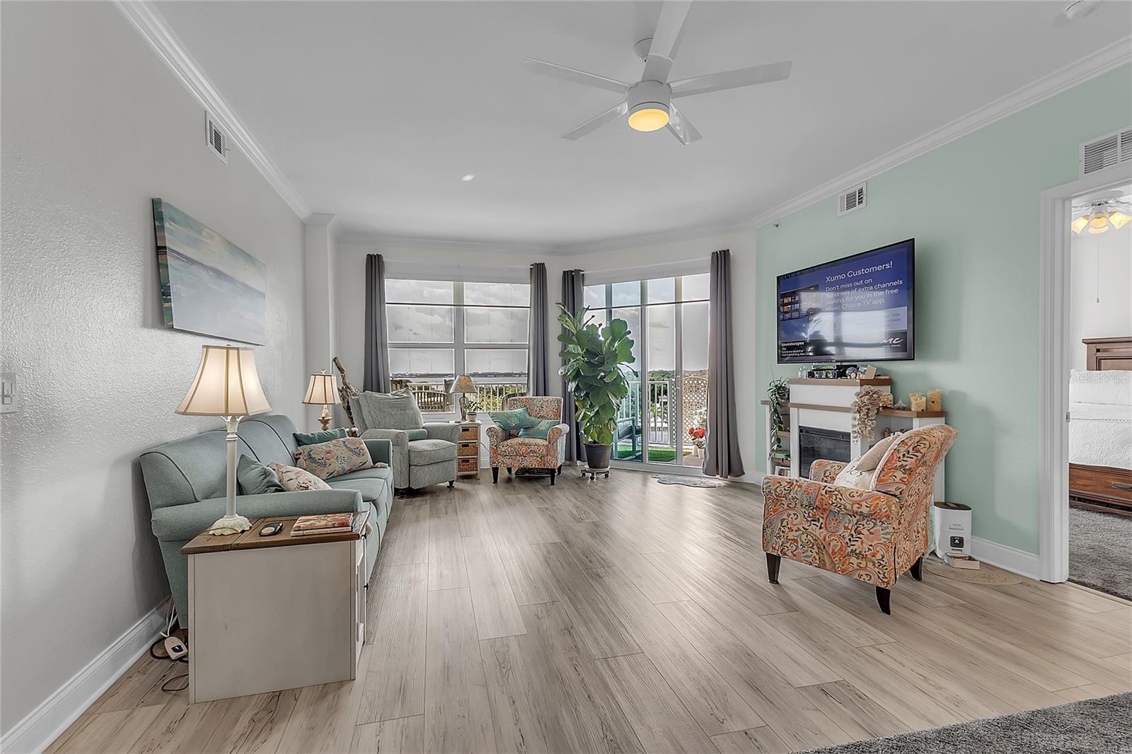 HALIFAX LANDING - Residential