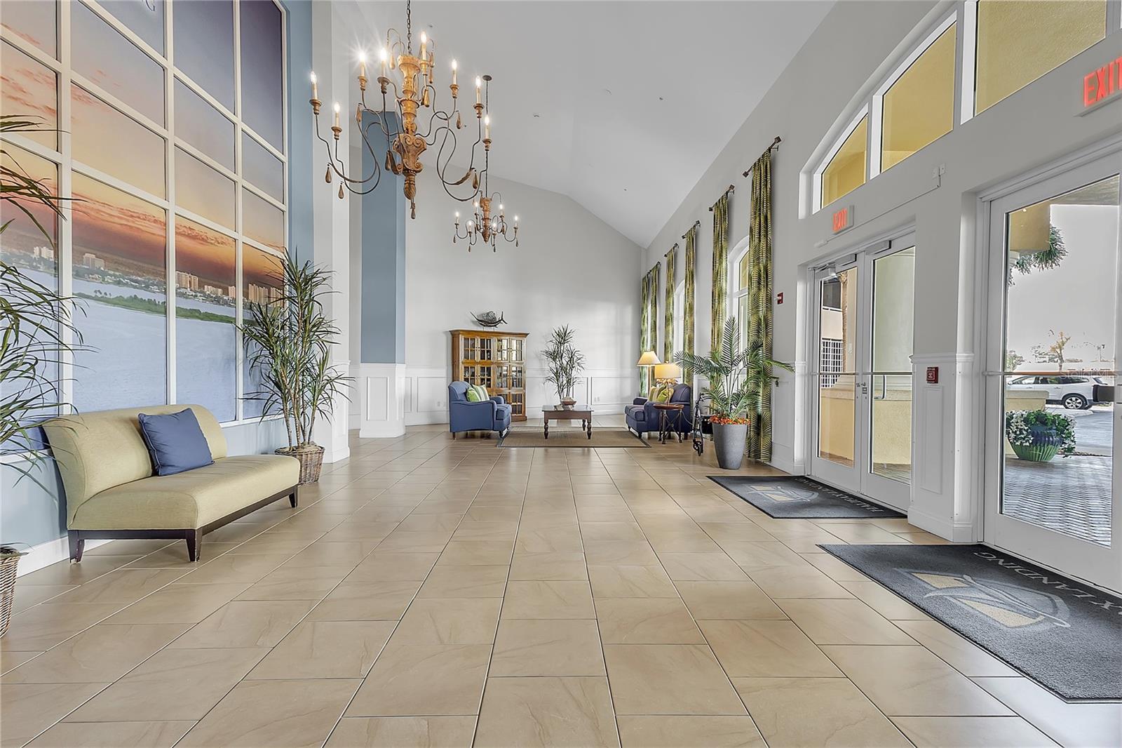 HALIFAX LANDING - Residential