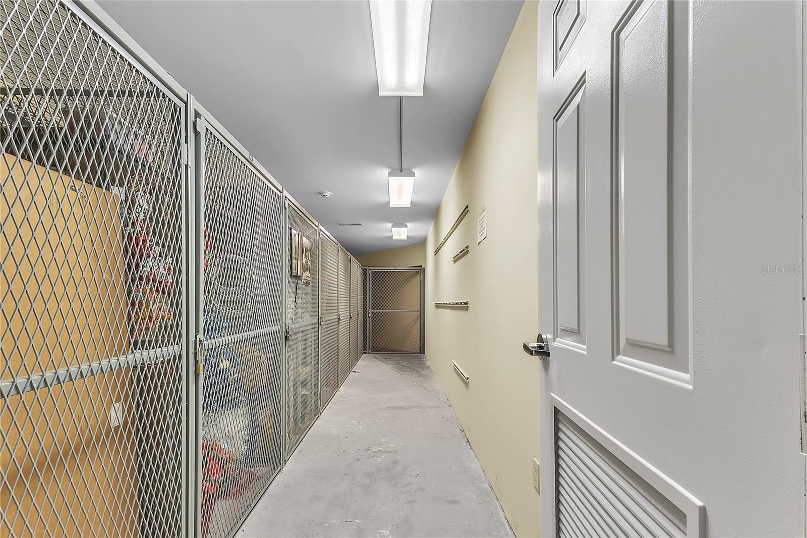 HALIFAX LANDING - Residential