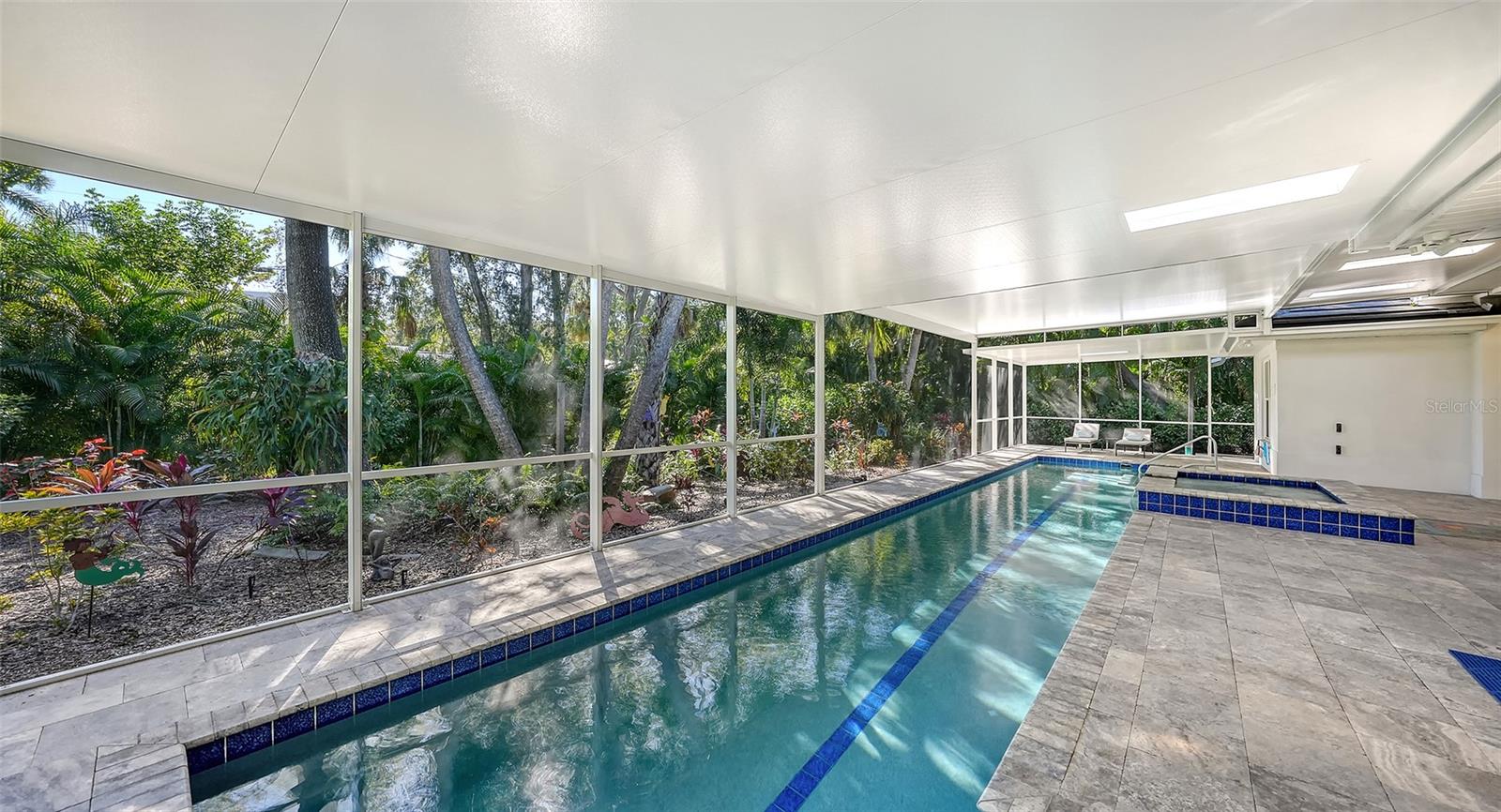 OLD OAKS - Residential