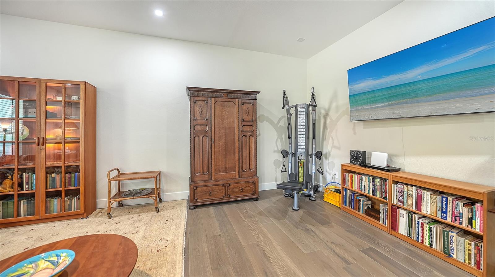 OLD OAKS - Residential