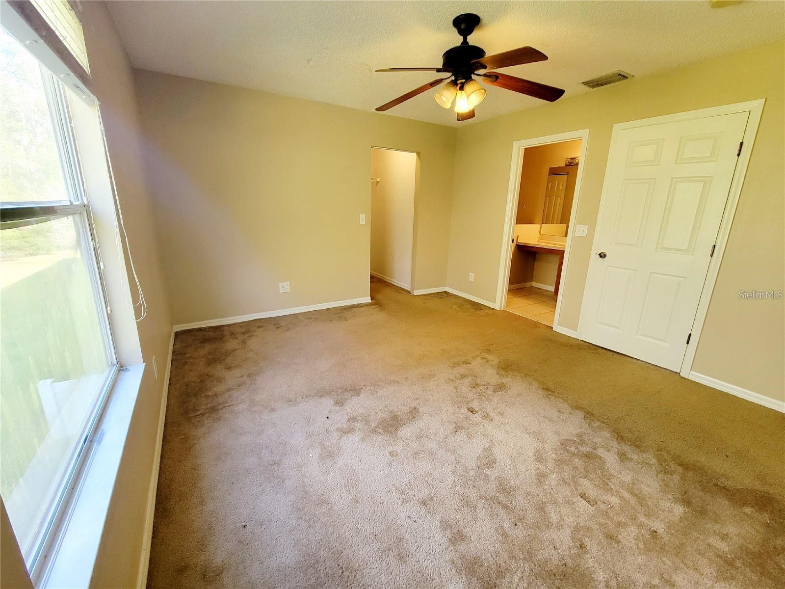 EDGEWATER AT GRAND OAKS PH 01 - Residential Lease