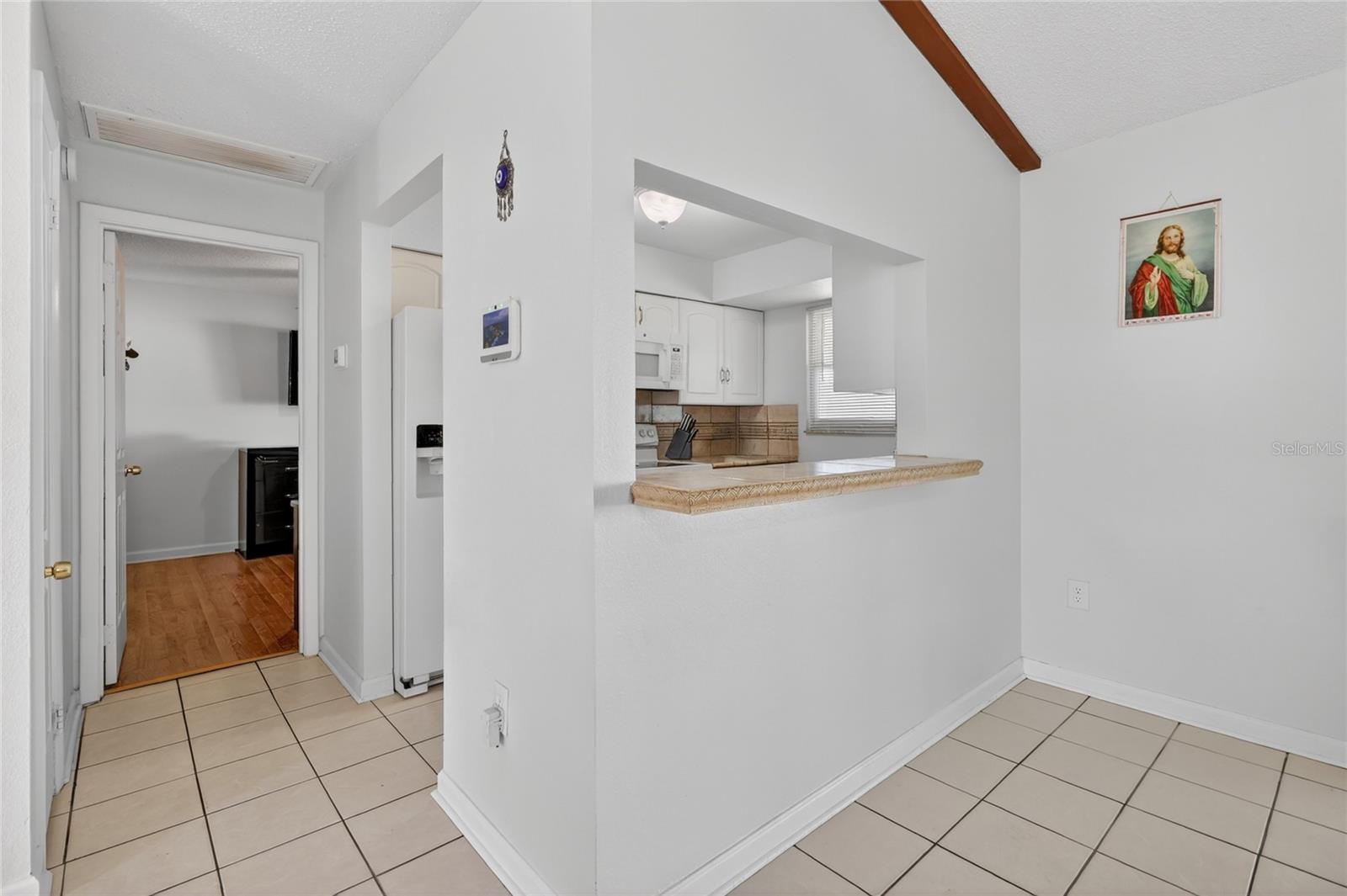 AVON VILLA - Residential