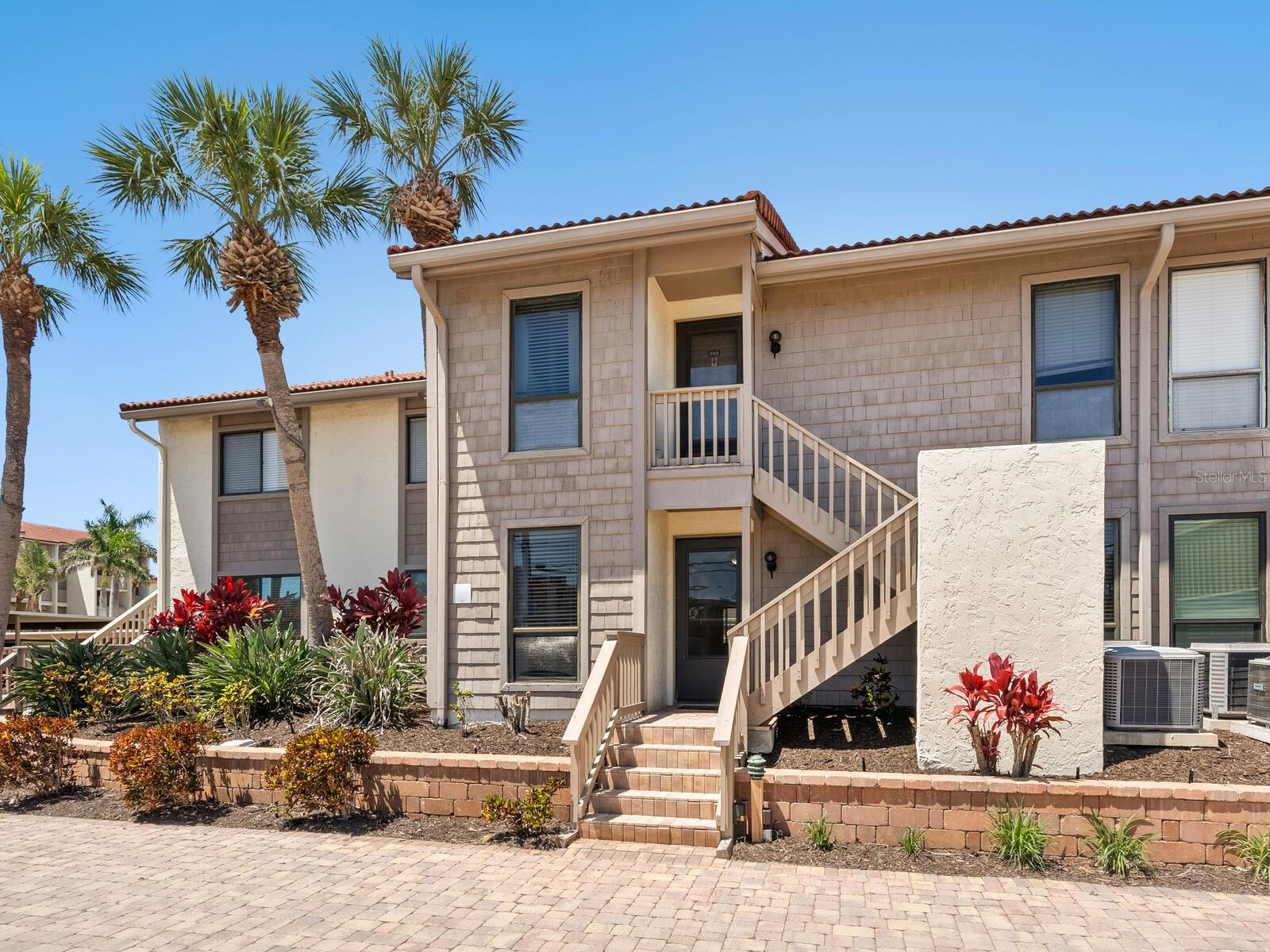 6204 MIDNIGHT PASS ROAD 102
