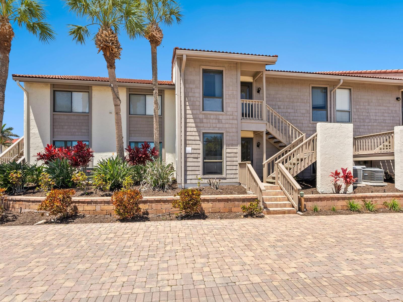 6204 MIDNIGHT PASS ROAD 102