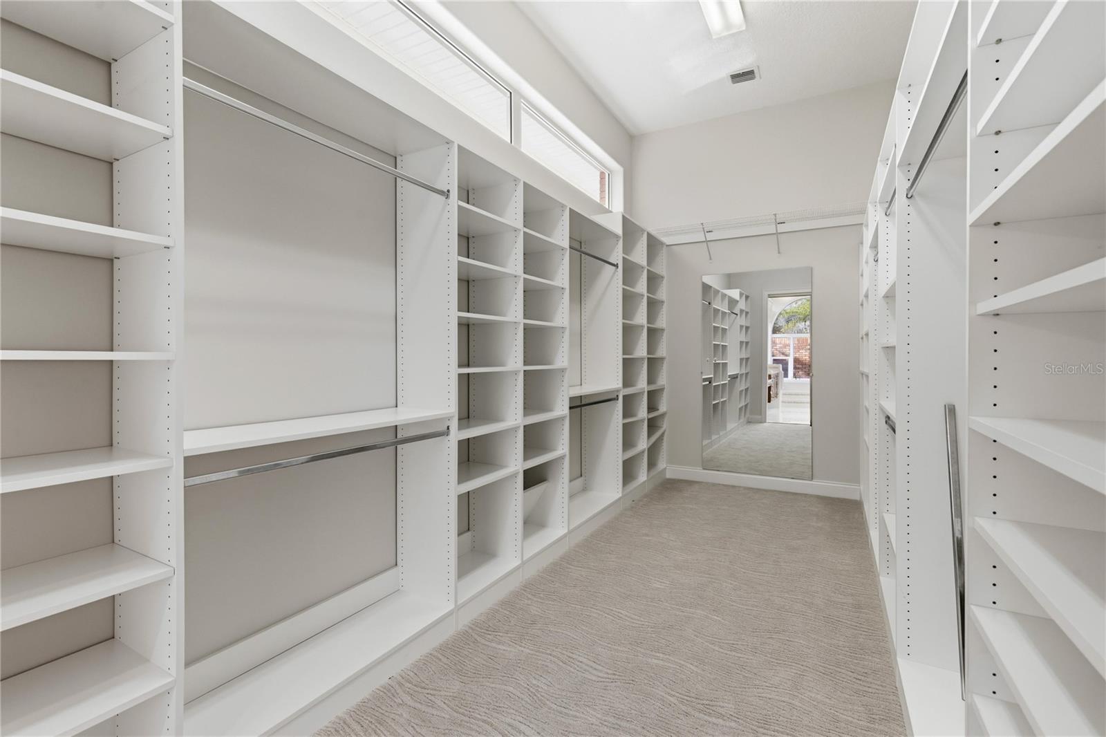 ELYSIUM CLUB - Residential