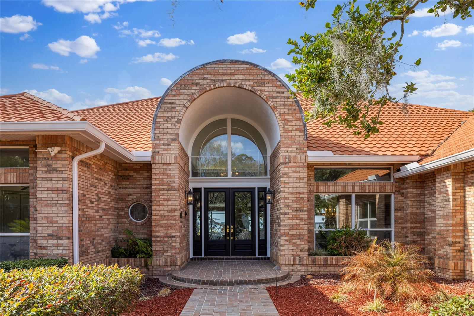 ELYSIUM CLUB - Residential