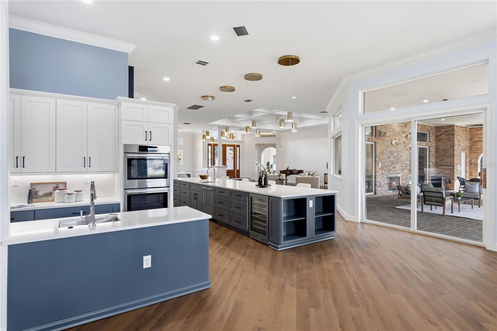 ELYSIUM CLUB - Residential