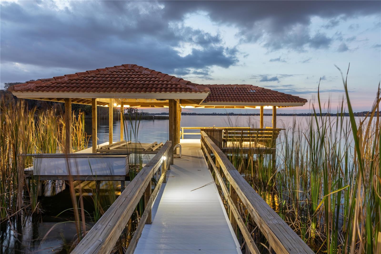 ELYSIUM CLUB - Residential