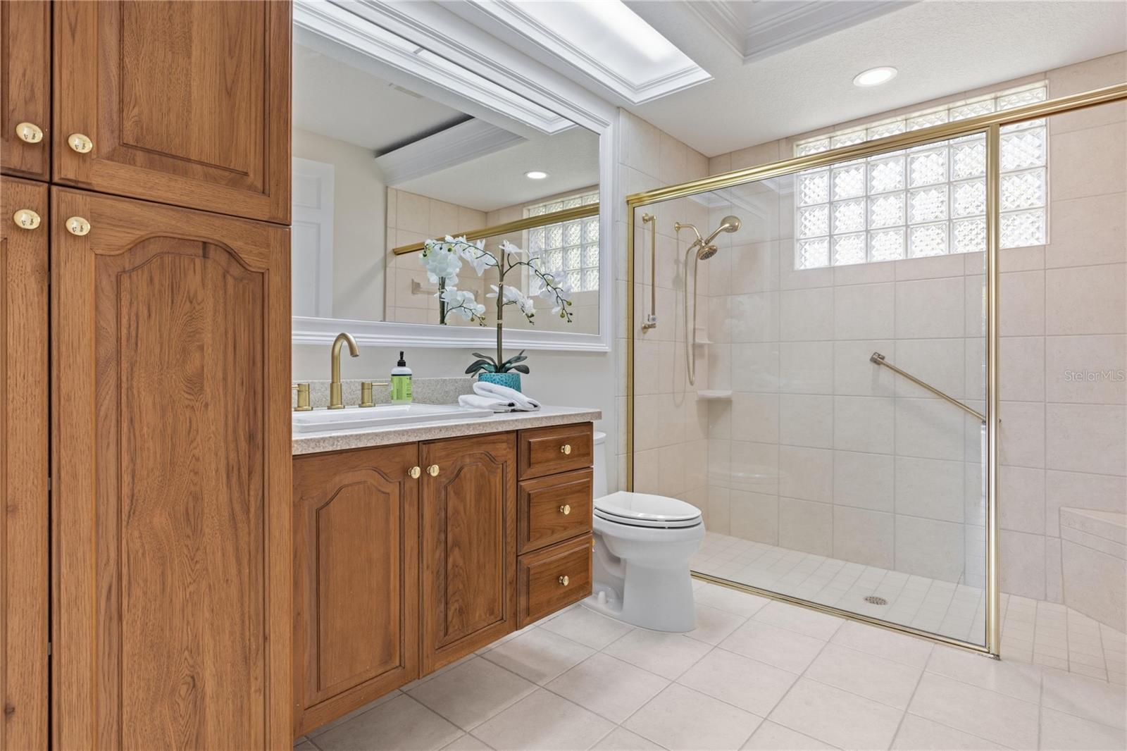 ELYSIUM CLUB - Residential