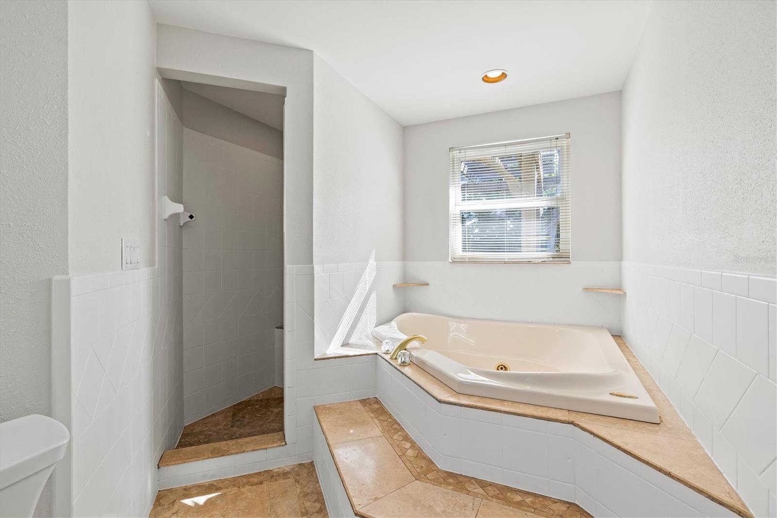 MOBILE CITY - Residential