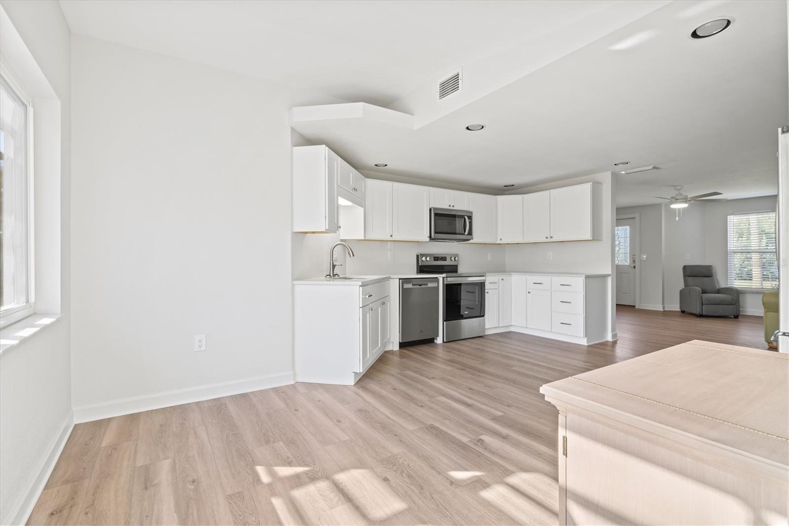 MOBILE CITY - Residential