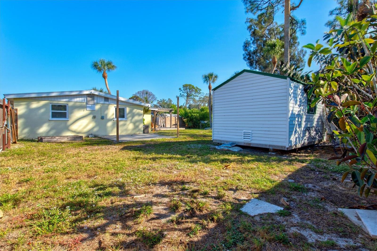 MOBILE CITY - Residential