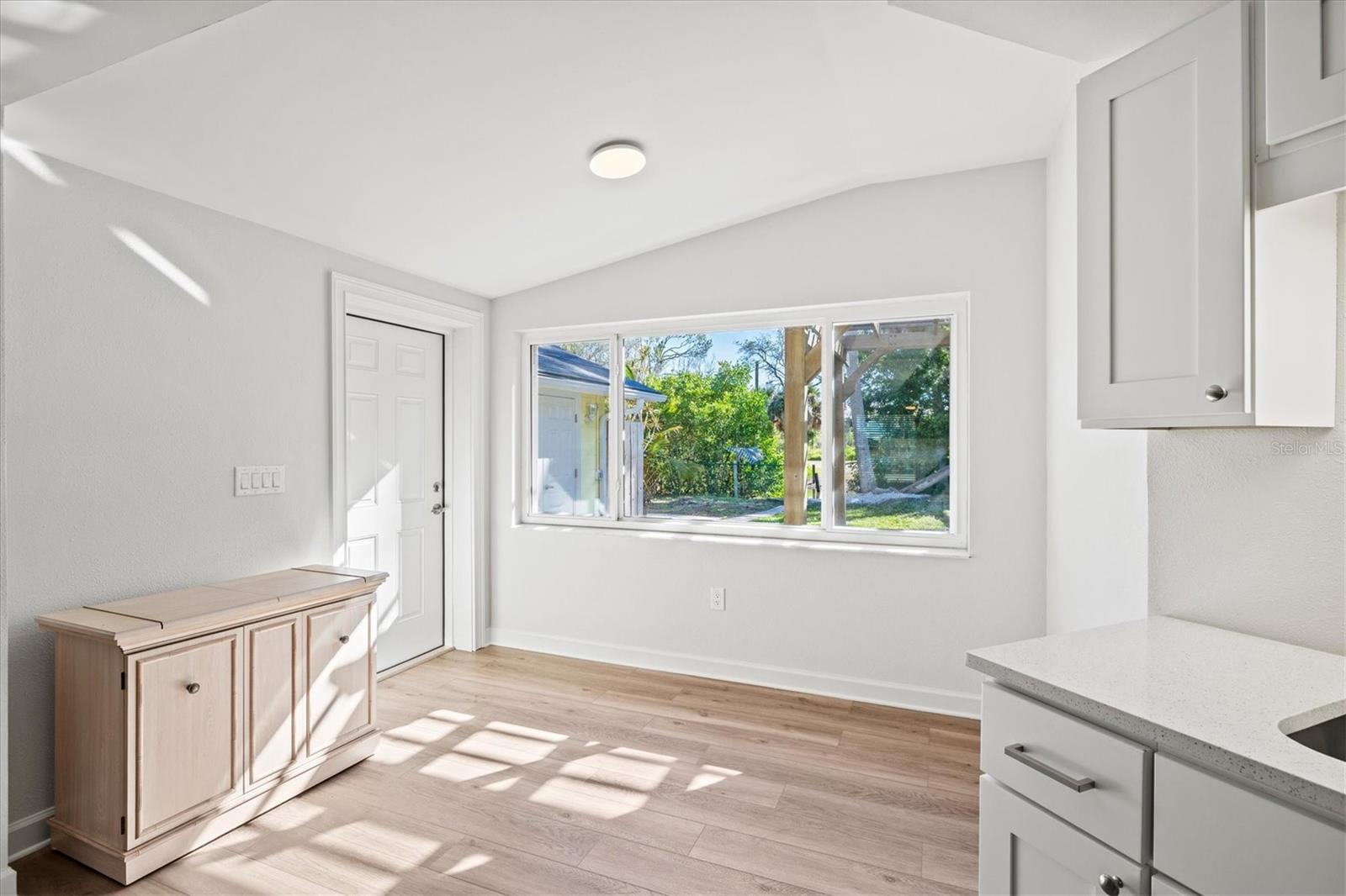 MOBILE CITY - Residential