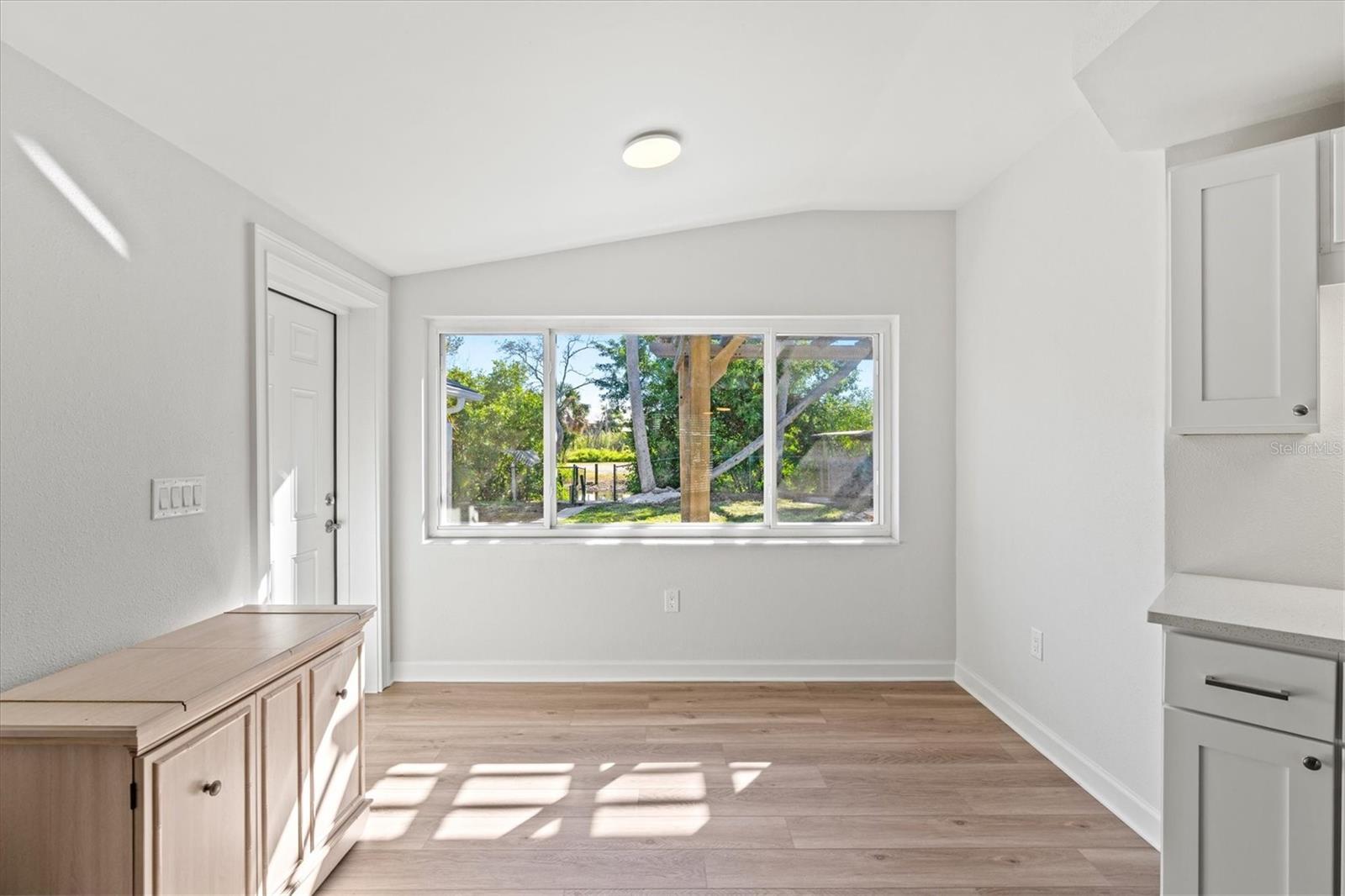 MOBILE CITY - Residential