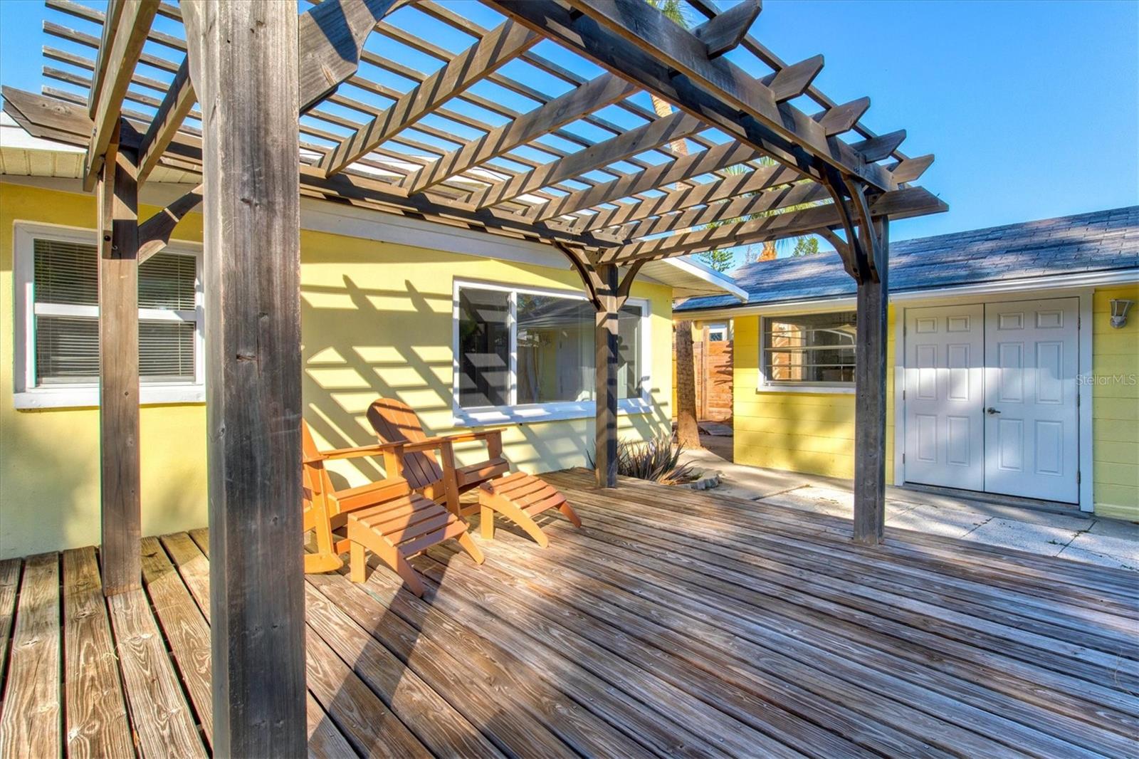 MOBILE CITY - Residential