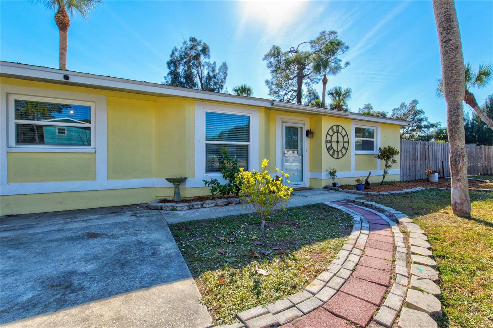 MOBILE CITY - Residential