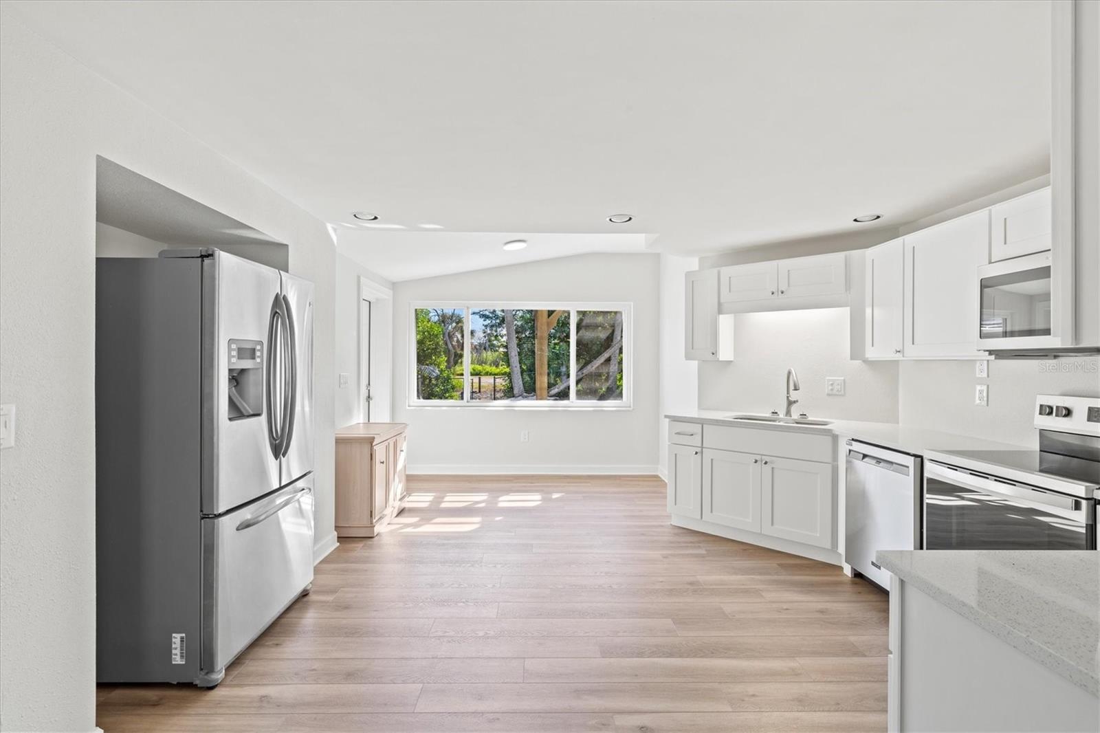 MOBILE CITY - Residential