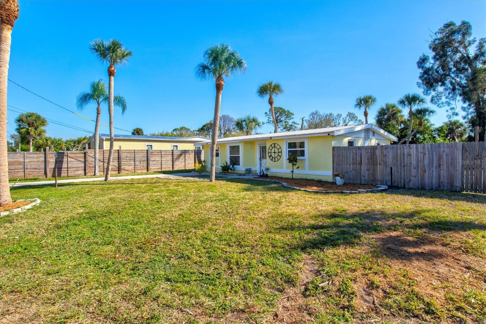 MOBILE CITY - Residential