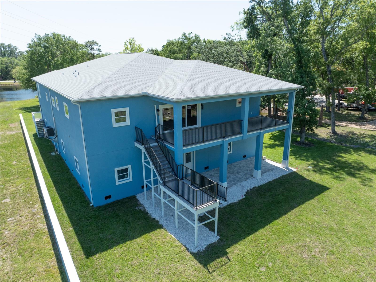 RIVERSIDE II NORTH - Residential