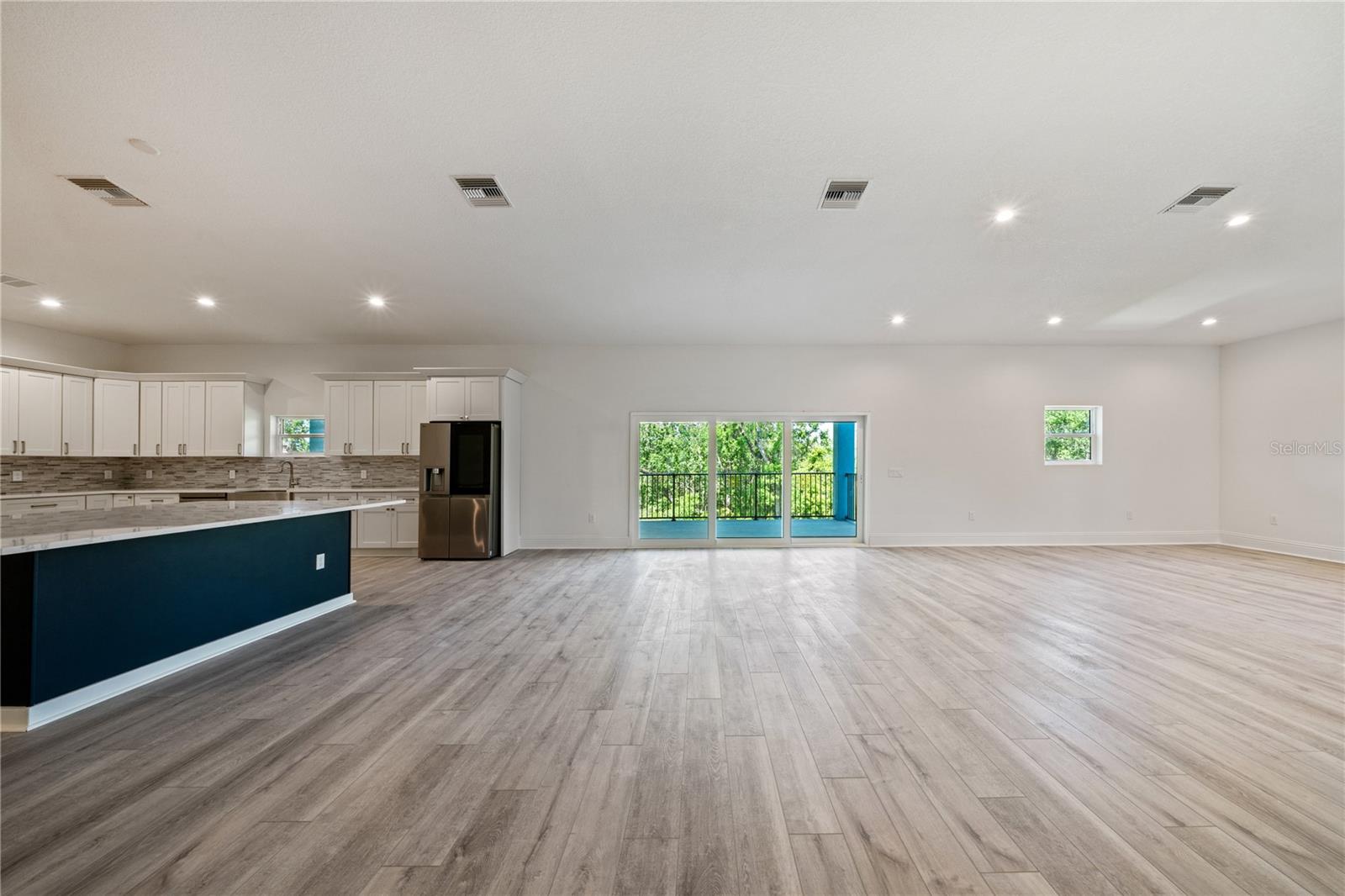 RIVERSIDE II NORTH - Residential