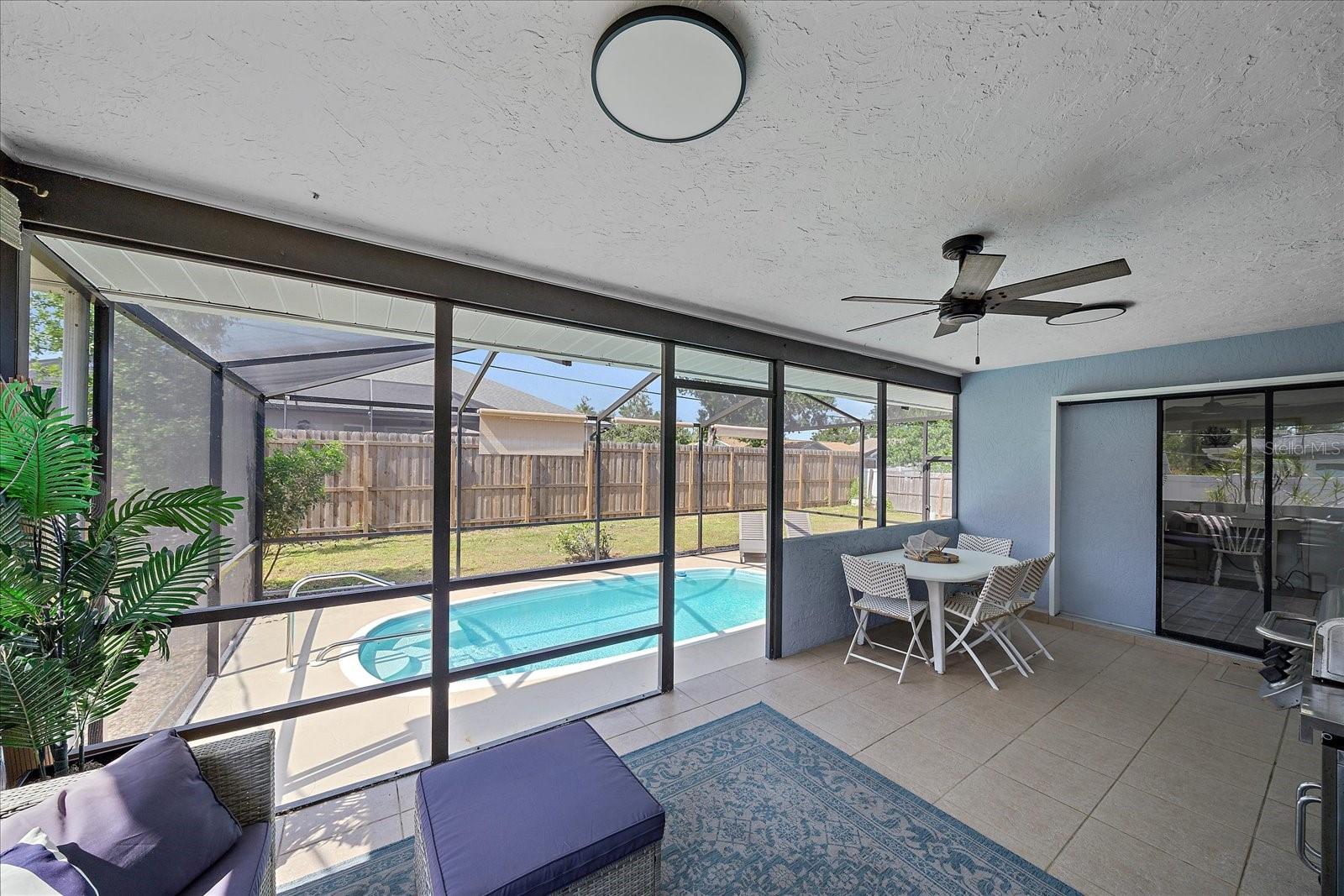 SOUTH VENICE - Residential