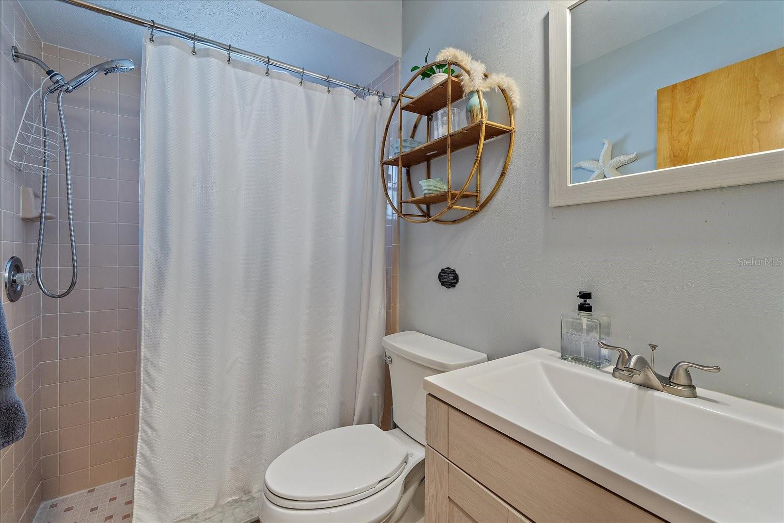 SOUTH VENICE - Residential