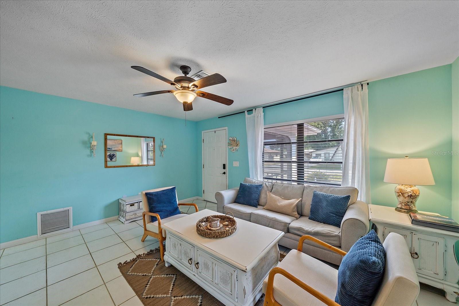 SOUTH VENICE - Residential