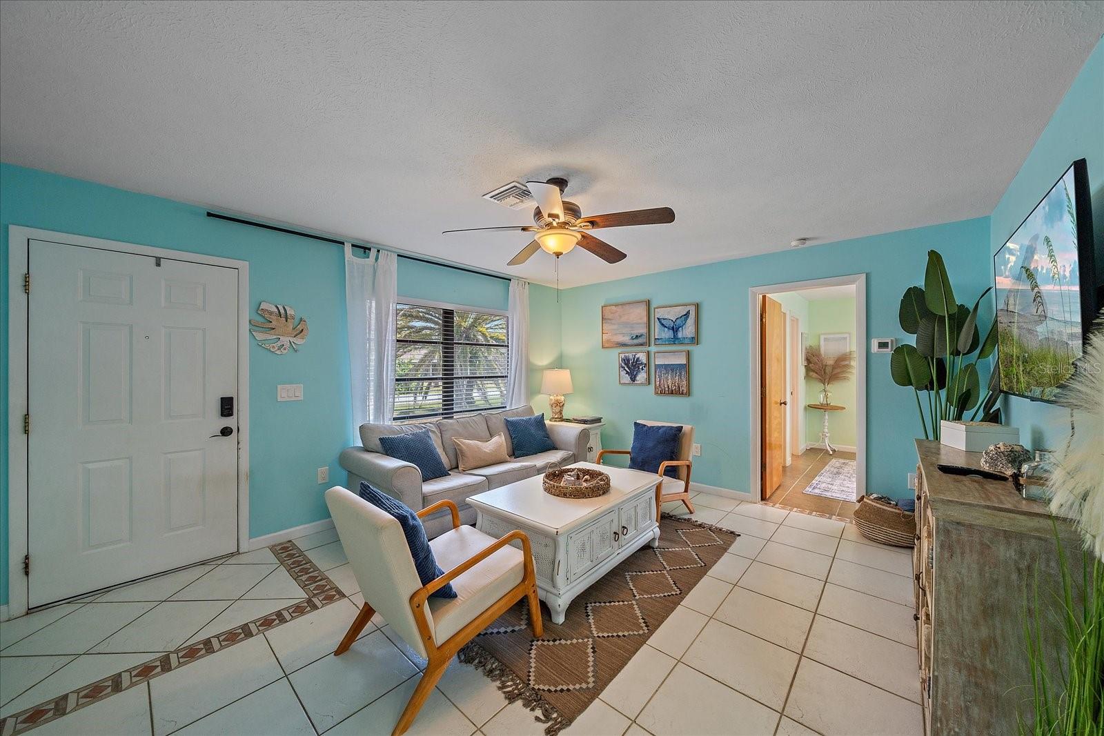 SOUTH VENICE - Residential